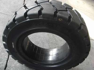 叉車實心輪胎28x9-15(8.15-15) 工程機械輪胎 產品