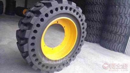徐工、臨工、柳工等品牌裝載機專用23.5-25實心輪胎全面解析